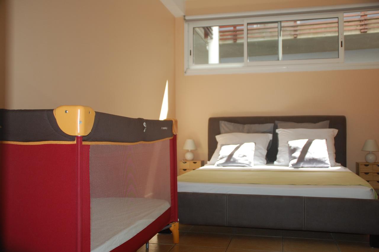 Appartement Meuble De Tourisme Saint Pierre Exteriér fotografie