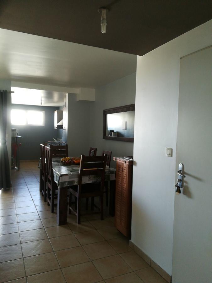 Appartement Meuble De Tourisme Saint Pierre Exteriér fotografie