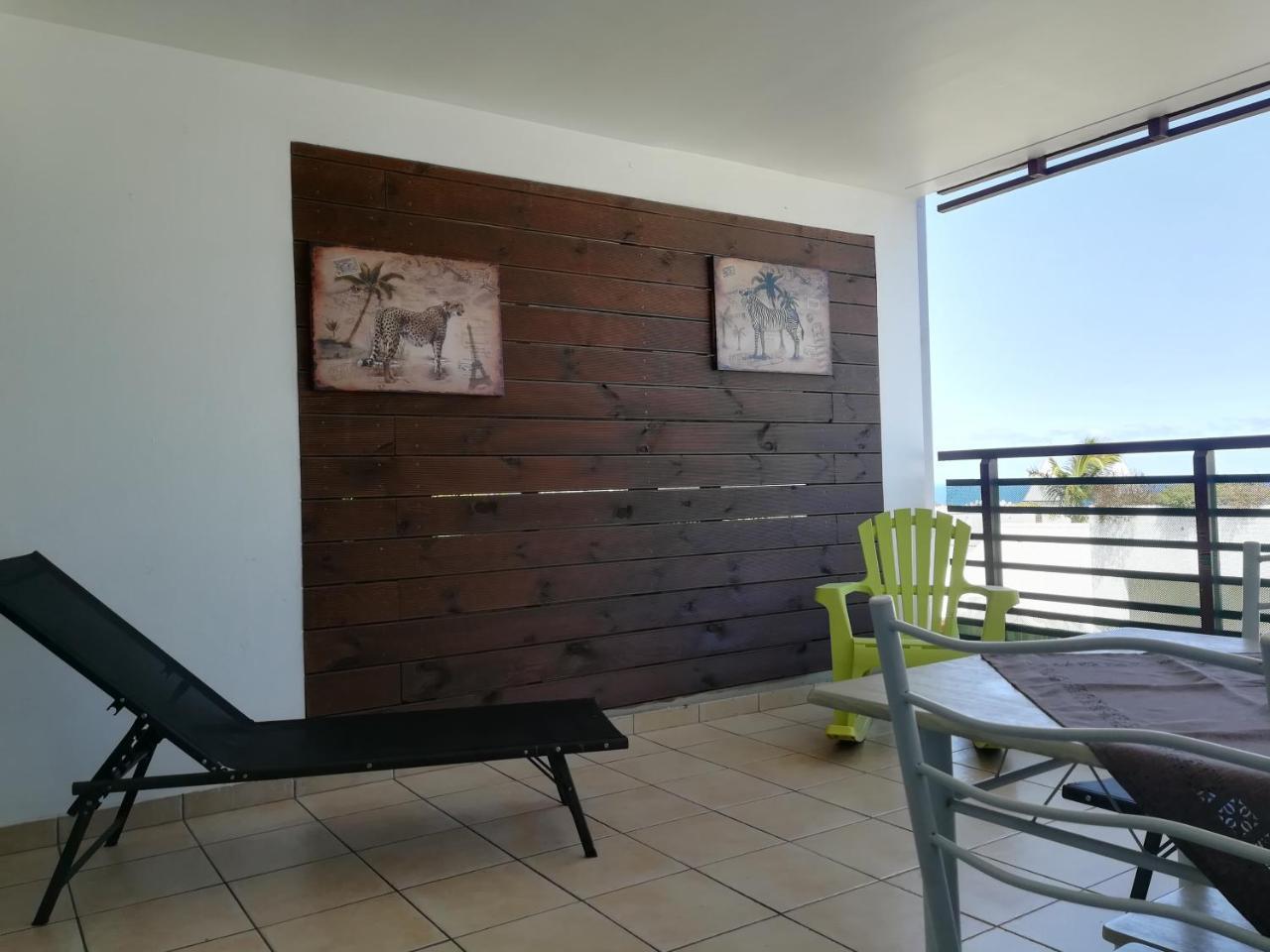 Appartement Meuble De Tourisme Saint Pierre Exteriér fotografie