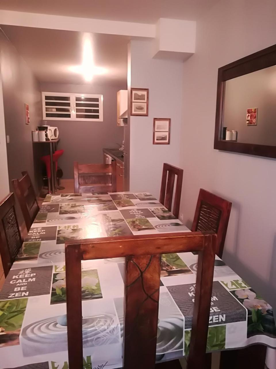 Appartement Meuble De Tourisme Saint Pierre Exteriér fotografie